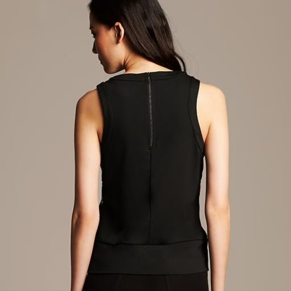 Banana Republic Black Sleeveless 3/4 Zip Back Women's Top Size S - Picture 3 of 9